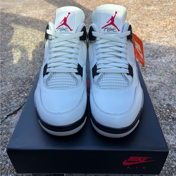 Air Retro Jordan Retro 4 Cement Size 12
